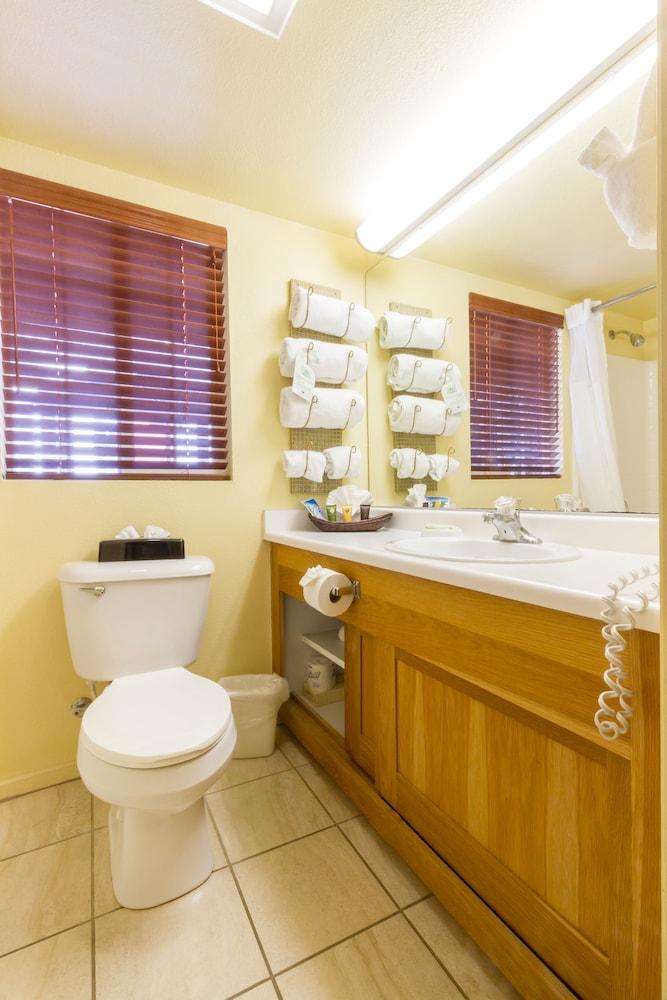 Riverpointe Valley Resort 3*